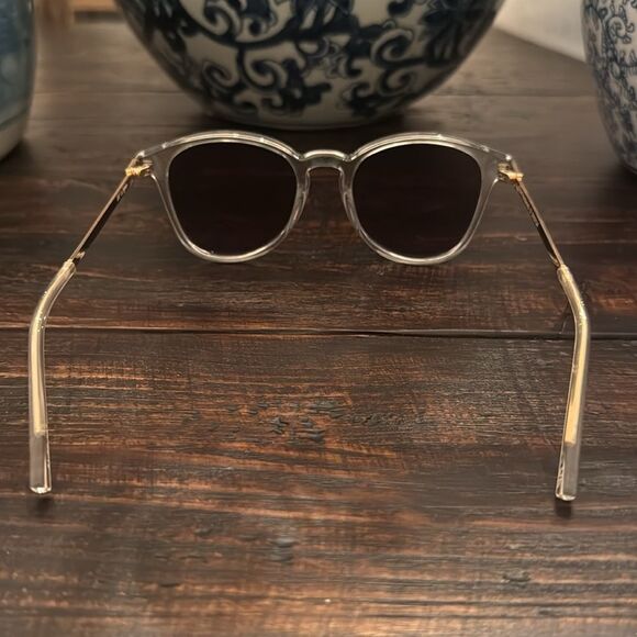 Le Specs Contraband clear and gold - Picture 7 of 8